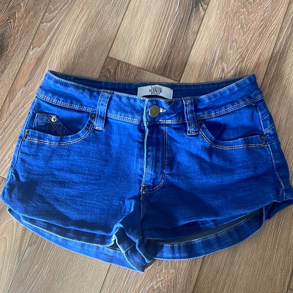 juniors denim shorts - Picture 1 of 3